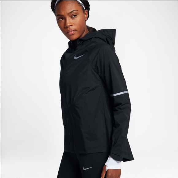 nike zonal aeroshield rain jacket